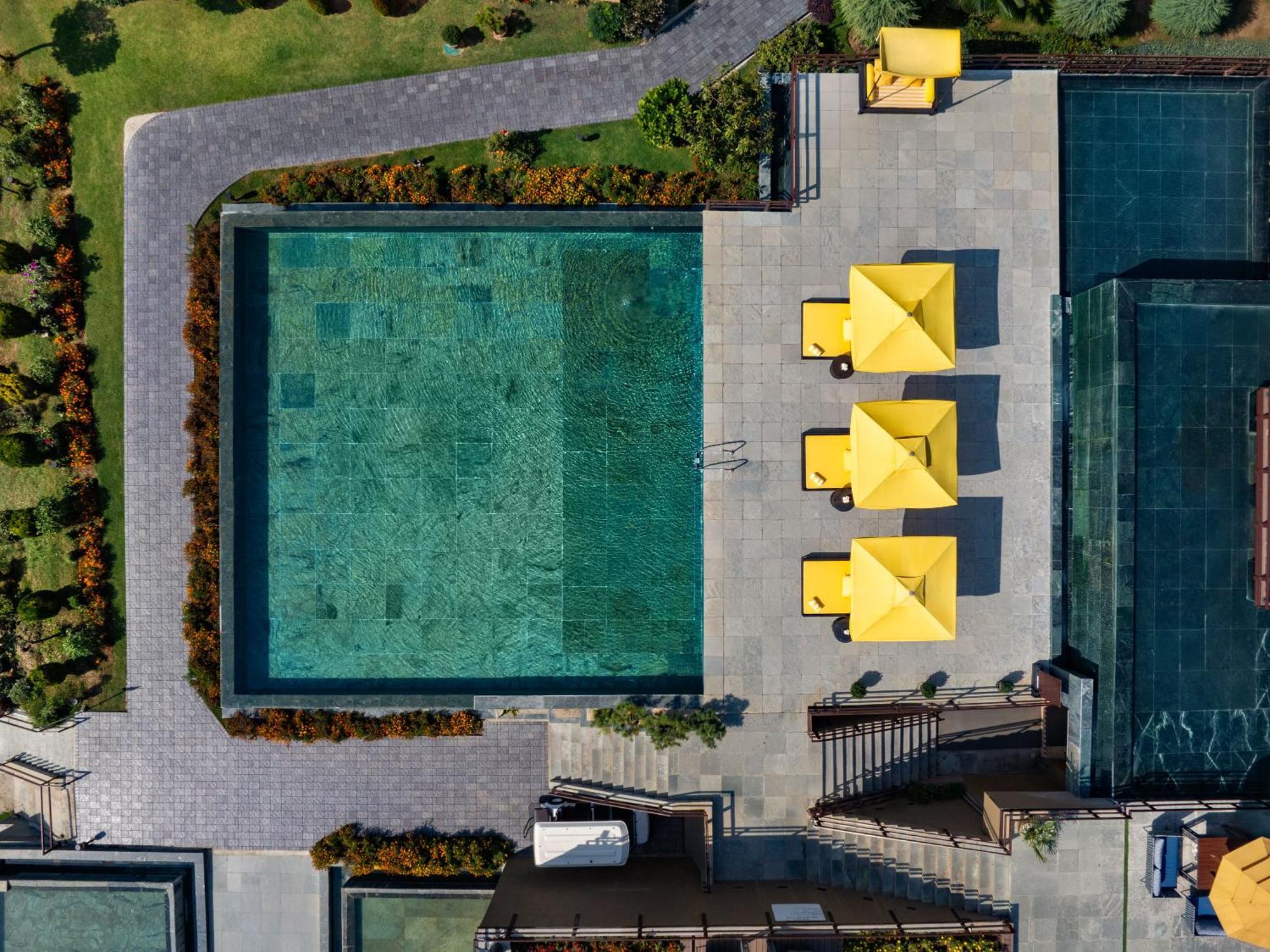 Taj Dal View Srinagar Hotel Ngoại thất bức ảnh
