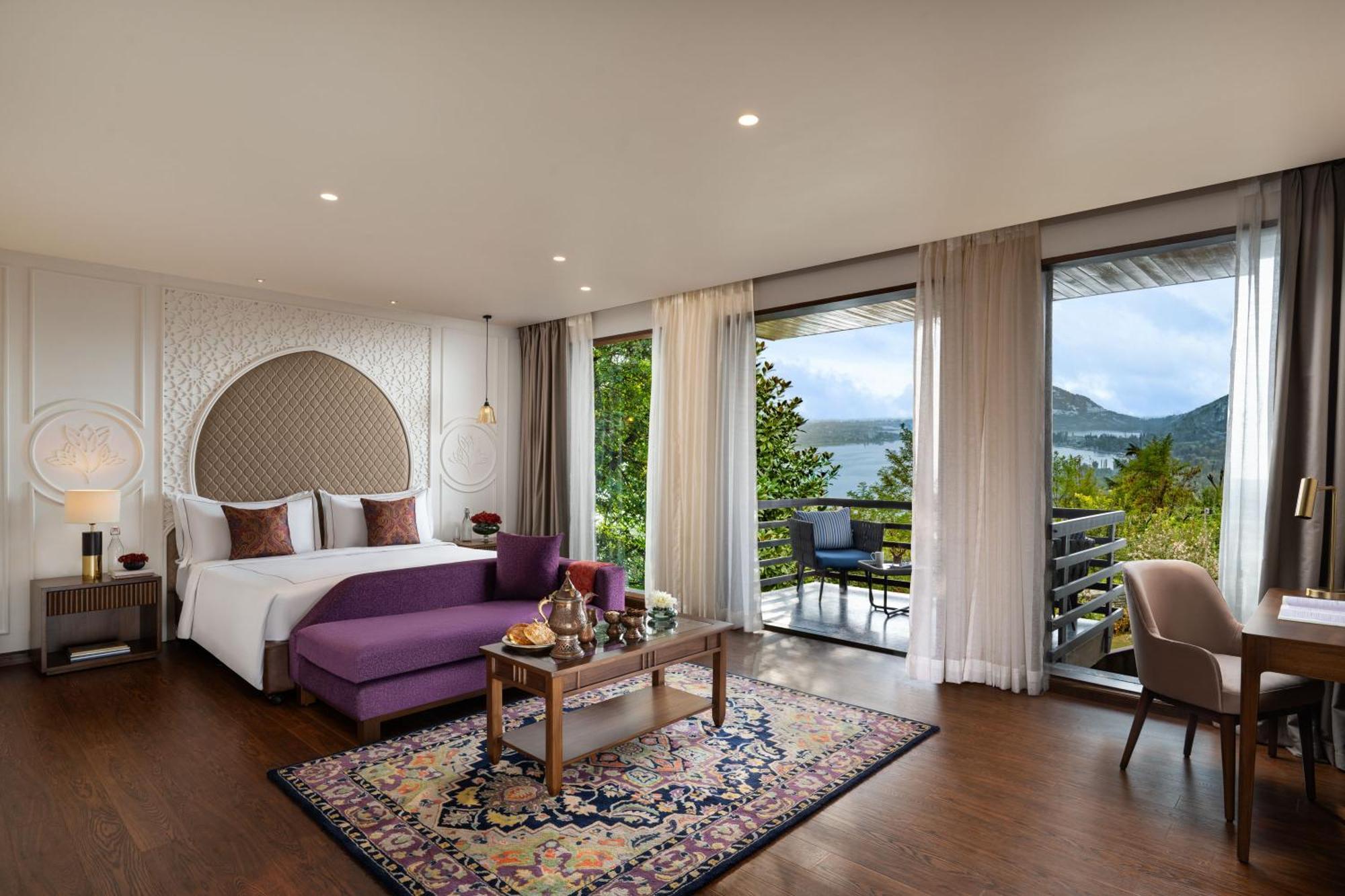 Taj Dal View Srinagar Hotel Ngoại thất bức ảnh